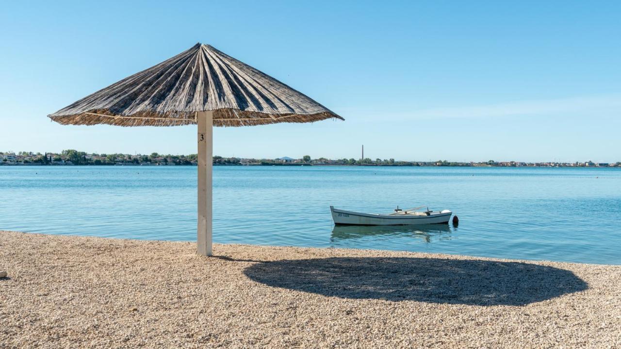 Villa Dea - Dein Rueckzugsort Am Meer Mit Beheiztem Pool Vrsi Exterior foto