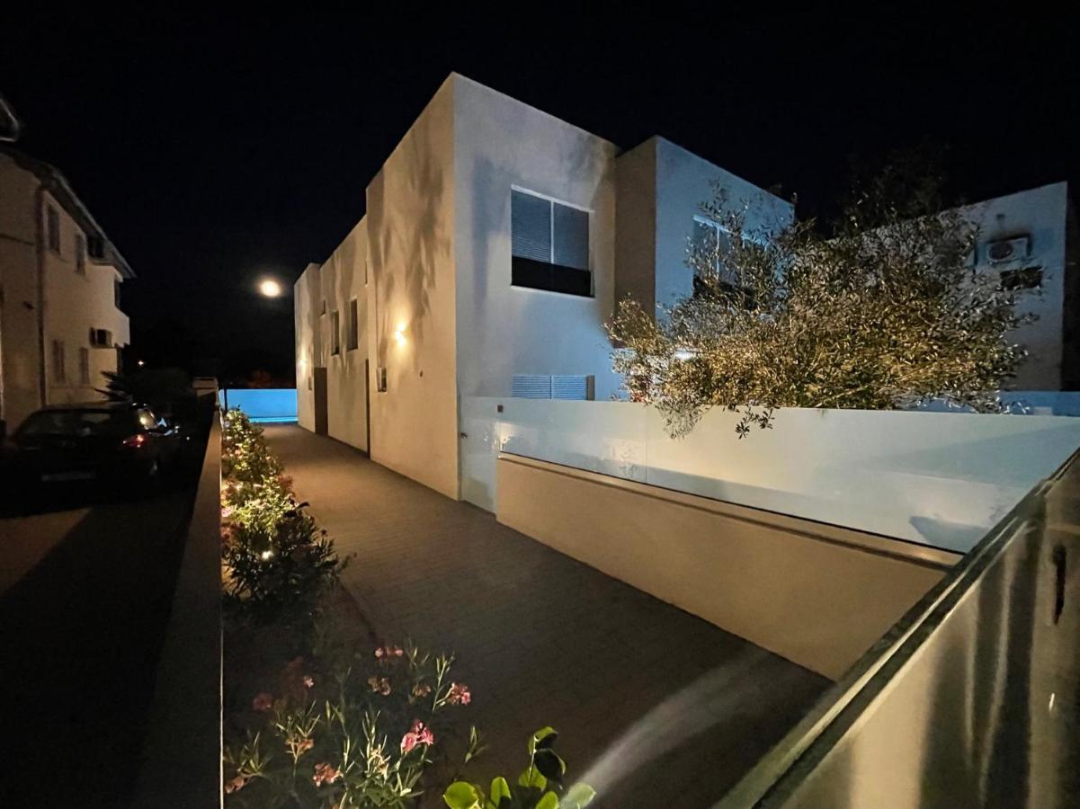 Villa Dea - Dein Rueckzugsort Am Meer Mit Beheiztem Pool Vrsi Exterior foto