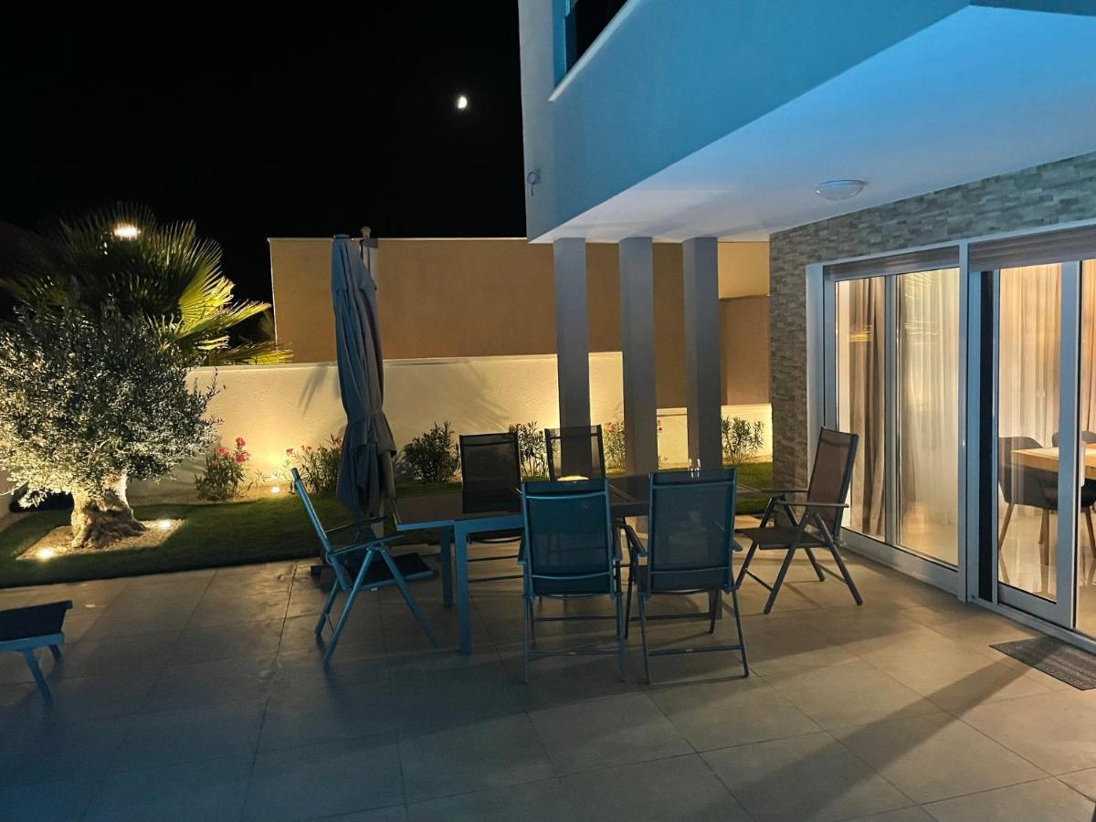 Villa Dea - Dein Rueckzugsort Am Meer Mit Beheiztem Pool Vrsi Exterior foto