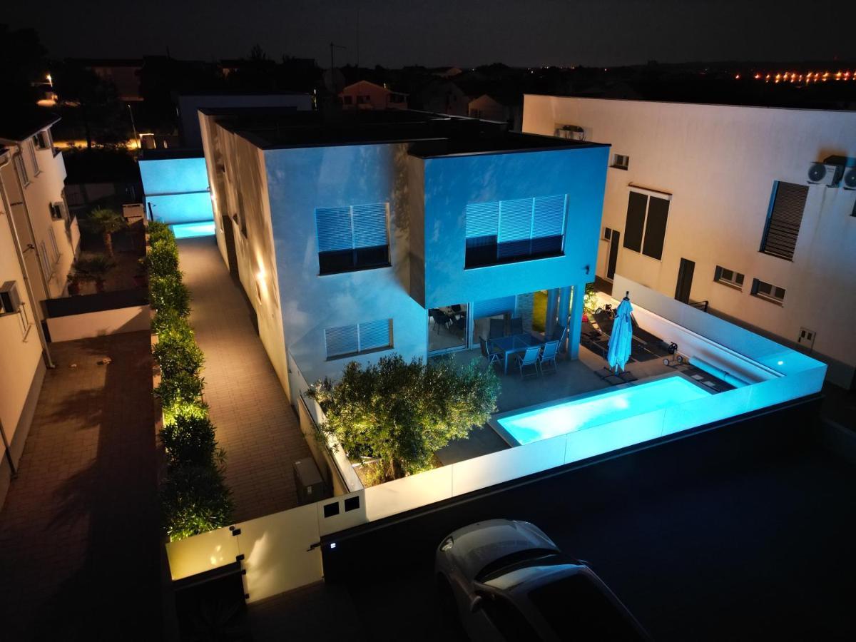 Villa Dea - Dein Rueckzugsort Am Meer Mit Beheiztem Pool Vrsi Exterior foto